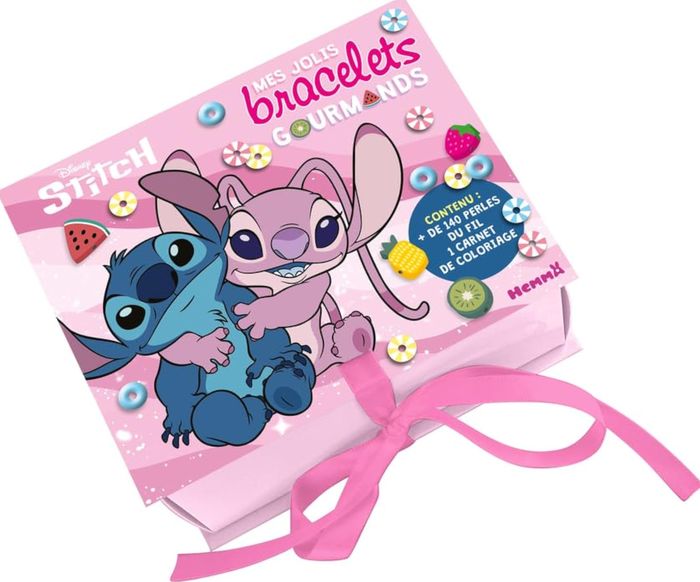 Couverture du livre « DISNEY STITCH - MES JOLIS BRACELETS GOURMANDS - CONTENU: + DE 140 PERLES, DU FIL, 1 CARNET DE COLORI » de Collectif, librairie Les Contes Infusés à Corte