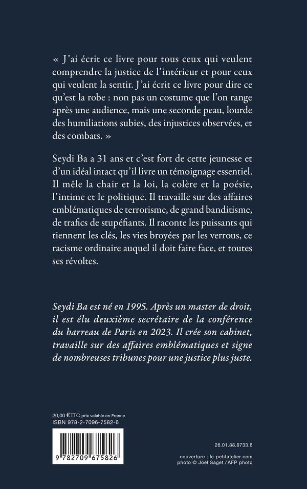 Quatrième de couverture de « Comme on traverse un feu : ce que la robe exige »