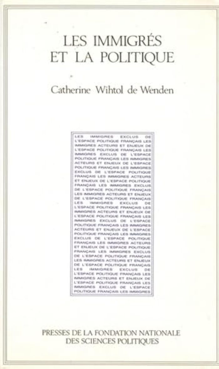 Couverture du livre « LES IMMIGRES ET LA POLITIQUE » de Withol De Wenden C., librairie Les Contes Infusés à Corte