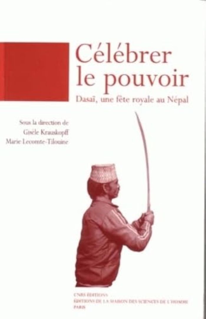 Couverture du livre « CELEBRER LE POUVOIR. <I>DASAI</I>, UNE FETE ROYALE AU NEPAL », librairie Les Contes Infusés à Corte