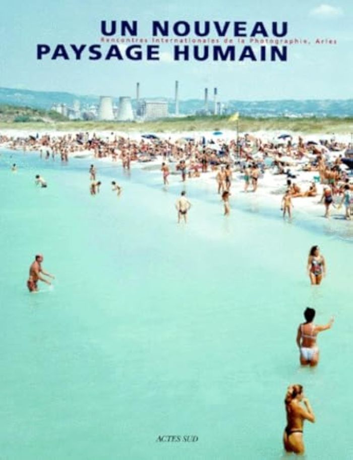 Couverture du livre « RENCONTRES DE LA PHOTOGRAPHIE - T29 - 29E RENCONTRES INTERNATIONALES DE LA PHOTOGRAPHIE - UN NOUVEAU » de Collectif, librairie Les Contes Infusés à Corte