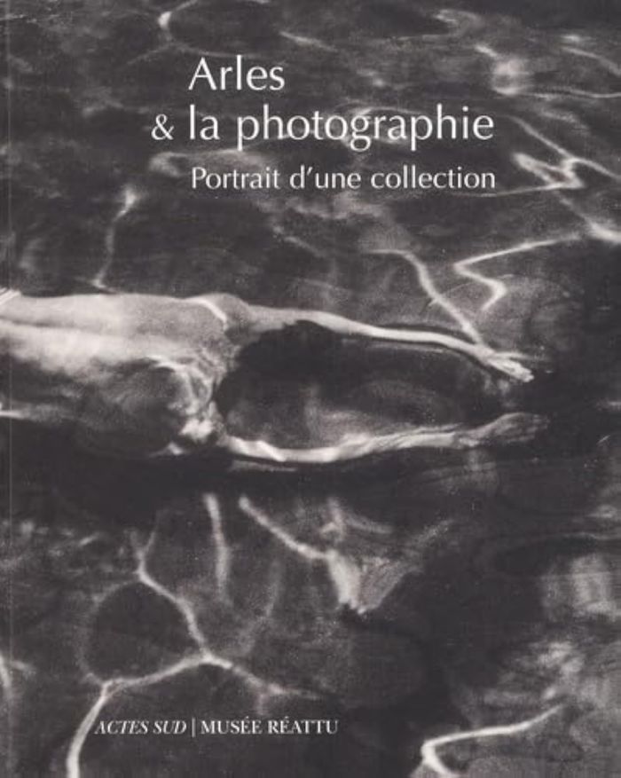 Couverture du livre « ARLES ET LA PHOTOGRAPHIE » de Collectif/moutashar, librairie Les Contes Infusés à Corte
