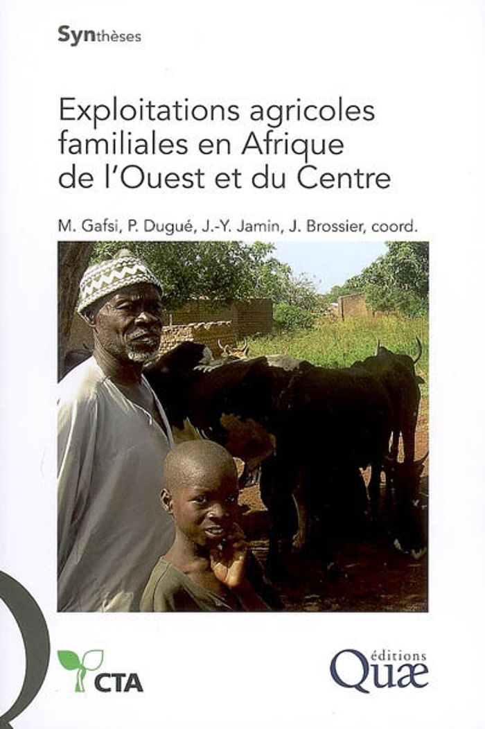 Couverture du livre « EXPLOITATIONS AGRICOLES FAMILIALES EN AFRIQUE DE L'OUEST ET DU CENTRE - ENJEUX, CARACTERISTIQUES ET » de Gafsi/dugue/jamin, librairie Les Contes Infusés à Corte