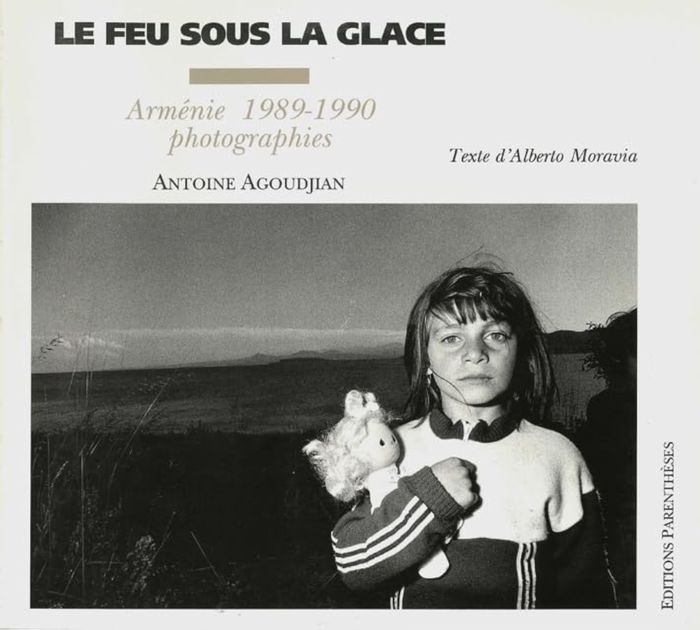 Couverture du livre « LE FEU SOUS LA GLACE - ARMENIE 1989-1990 », librairie Les Contes Infusés à Corte