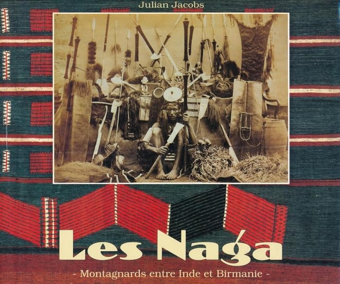 Couverture du livre « LES NAGA » de Julian Jacobs, librairie Les Contes Infusés à Corte