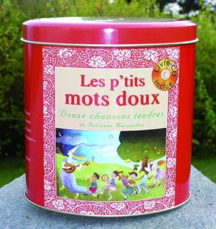 Couverture du livre « LES P'TITS MOTS DOUX - CD CHANSONS + MINI-LIVRE DANS BOITE METAL OVALE » de Fabienne Marsaudon, librairie Les Contes Infusés à Corte