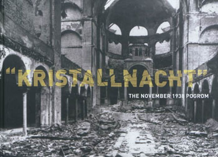 Couverture du livre « KRISTALLNACHT - THE NOVEMBER 1938 POGROM » de Collectif, librairie Les Contes Infusés à Corte