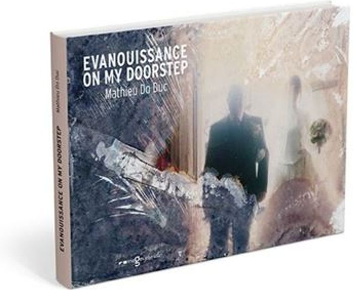 Couverture du livre « Evanouissance on my doorstep : fragment de vie restitués » de Mathieu Do Duc, librairie Les Contes Infusés à Corte