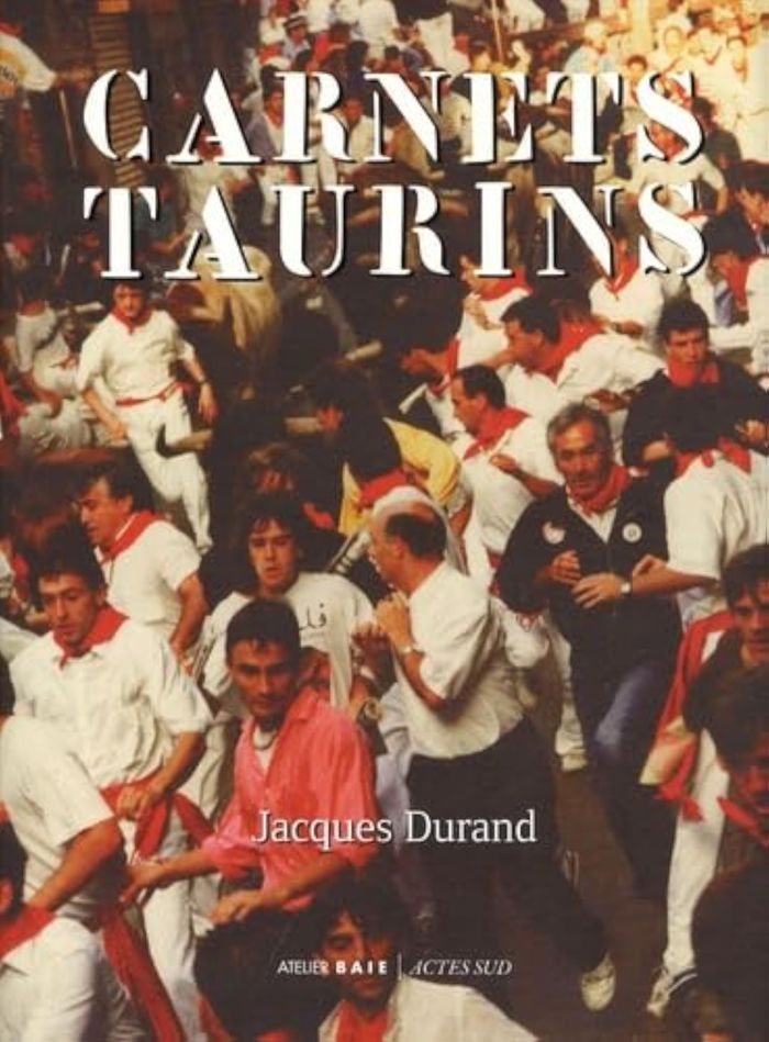 Couverture du livre « CARNETS TAURINS - CHRONIQUES INEDITES ET GOURMANDISES. 20 ANS DE PERIPLE TAUROMACHIQUE », librairie Les Contes Infusés à Corte