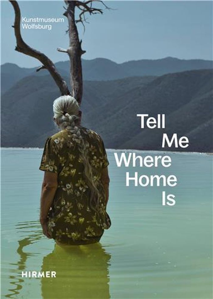 Couverture du livre « TELL ME WHERE HOME IS /ANGLAIS » de Ute Ruhkamp, librairie Les Contes Infusés à Corte
