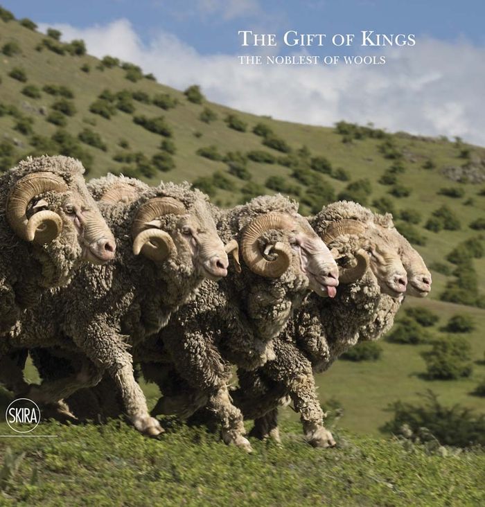 Couverture du livre « THE GIFT OF KING: THE NOBLEST OF WOOLS /ANGLAIS » de Loro Piana, librairie Les Contes Infusés à Corte